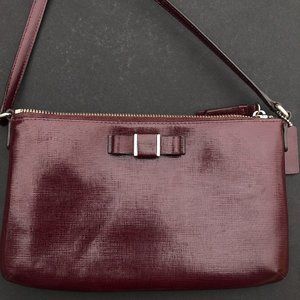 Coach Darcy Patent Bow East West Swingpack - Burgundy